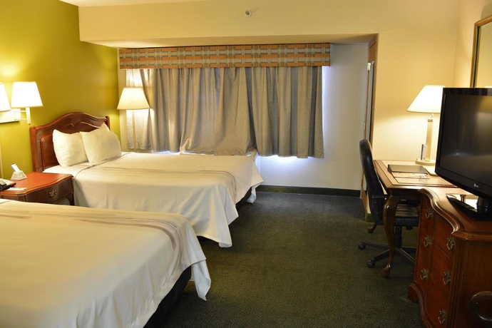 Imagen de la habitación del Hotel Chicago Lake Shore. Foto 7