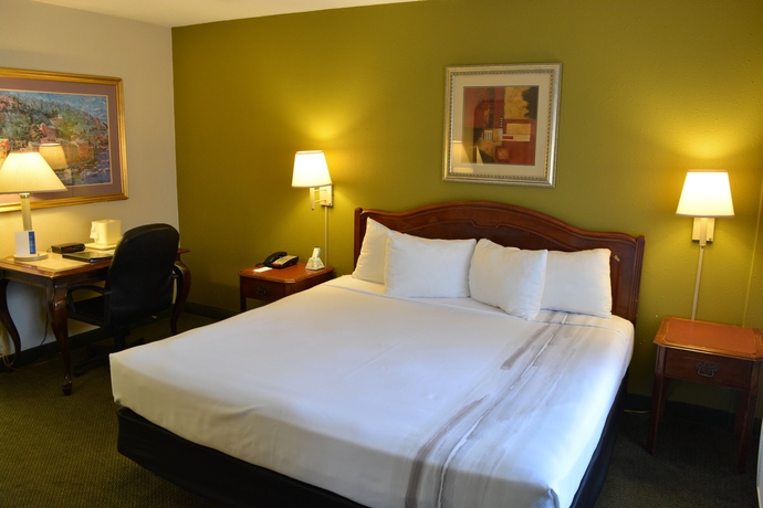 Imagen de la habitación del Hotel Chicago Lake Shore. Foto 9