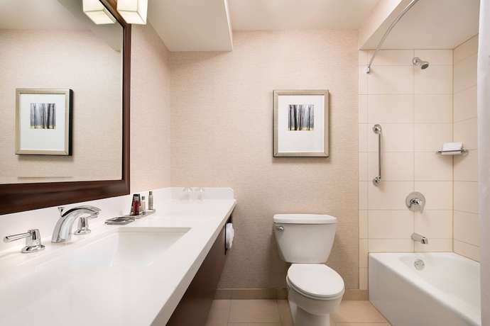 Imagen de la habitación del Hotel Chicago Marriott Naperville. Foto 12