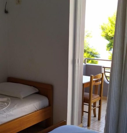 Imagen de la habitación del Hotel Chicago, Sarande. Foto 6