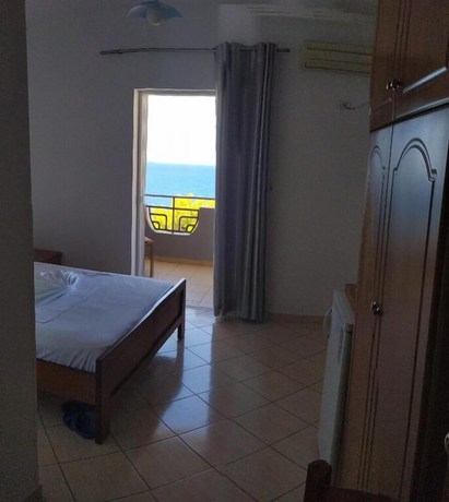 Imagen de la habitación del Hotel Chicago, Sarande. Foto 18