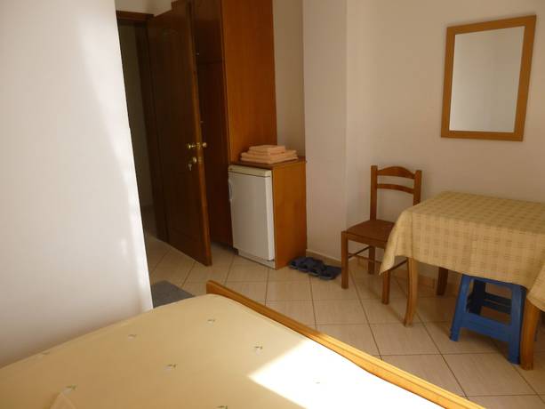 Imagen de la habitación del Hotel Chicago, Sarande. Foto 19