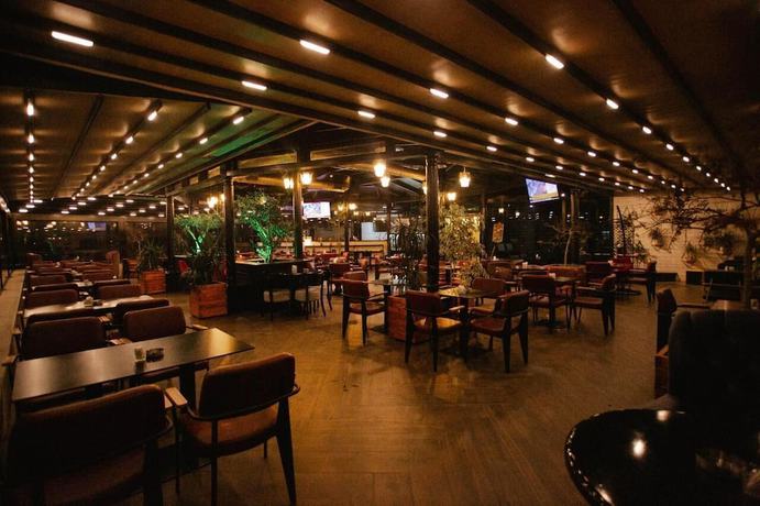 Imagen general del Hotel Chicago, Shkoder. Foto 1