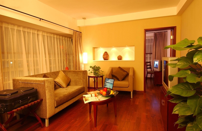 Imagen de los interiores del Hotel Chicago Suites International. Foto 8