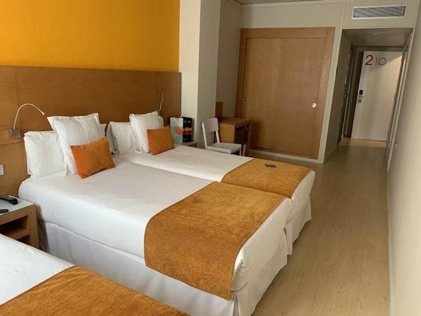 Imagen de la habitación del Hotel Chicandbasic Reding. Foto 7