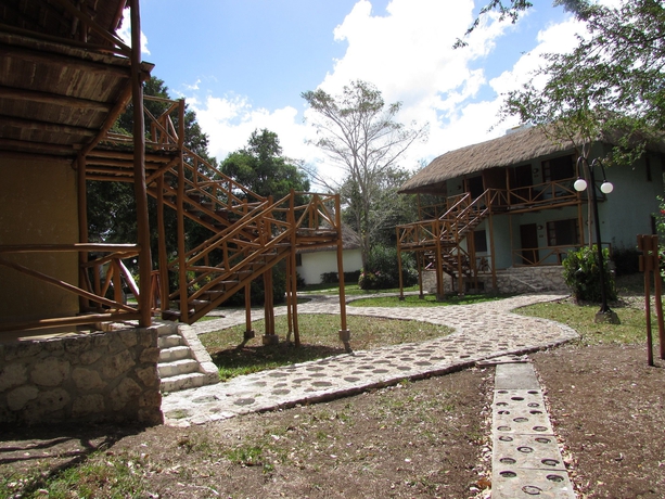 Imagen de los exteriores del Hotel Chicanná Ecovillage Resort. Foto 12