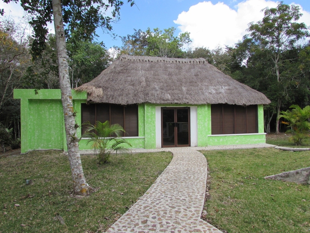 Imagen de los exteriores del Hotel Chicanná Ecovillage Resort. Foto 15