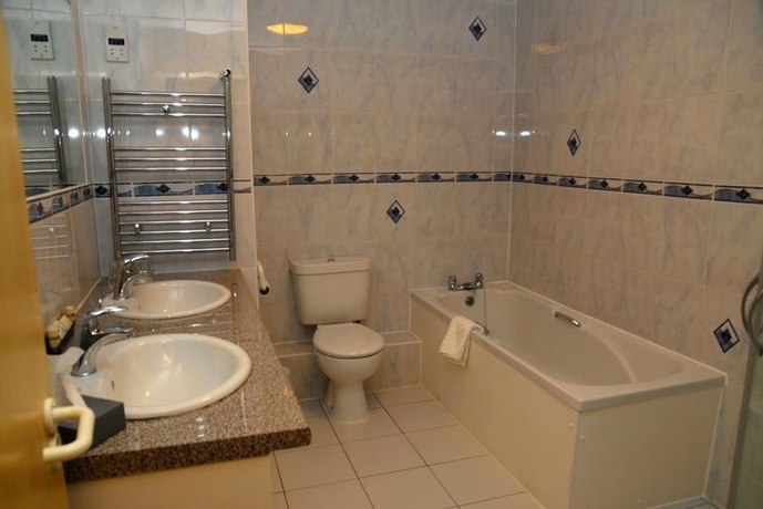 Imagen de la habitación del Hotel Chichester Park. Foto 5