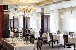 Imagen del bar/restaurante del Hotel Chichikov. Foto 7