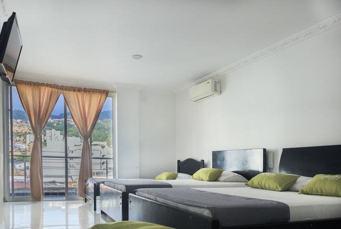 Imagen de la habitación del Hotel Chico Real. Foto 14