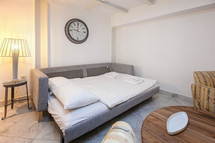 Imagen de la habitación del Hotel Chiconomy Suites. Foto 5