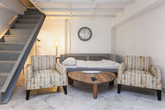 Imagen de la habitación del Hotel Chiconomy Suites. Foto 8