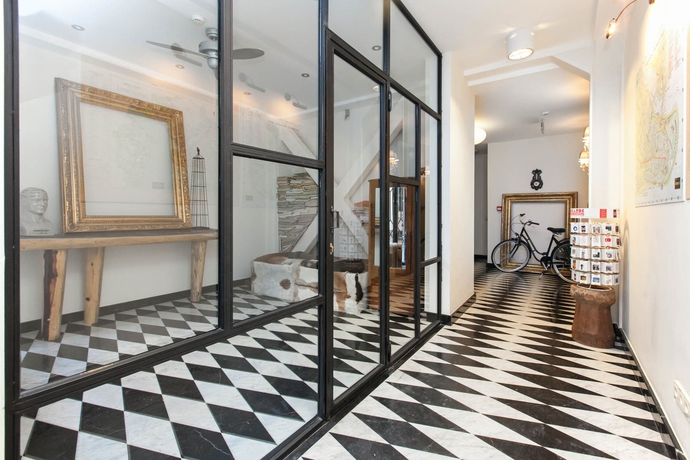 Imagen de los interiores del Hotel Chiconomy Suites. Foto 14