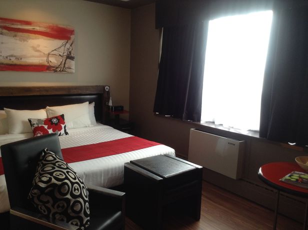 Imagen de la habitación del Hotel Chicoutimi. Foto 10