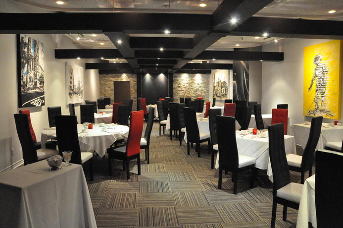 Imagen del bar/restaurante del Hotel Chicoutimi. Foto 7