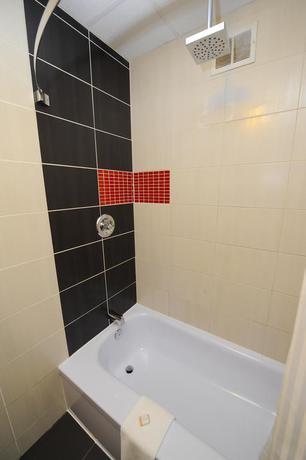 Imagen de la habitación del Hotel Chicoutimi. Foto 16