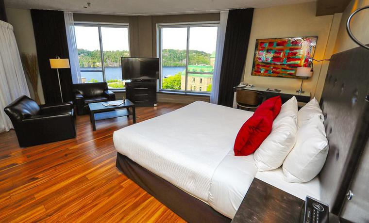 Imagen de la habitación del Hotel Chicoutimi. Foto 18