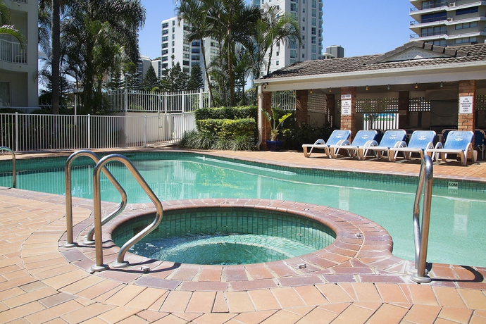 Imagen de la piscina del Hotel Chidori Court. Foto 14