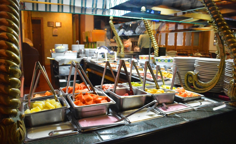 Imagen del bar/restaurante del Hotel Chihuahua San Francisco. Foto 6