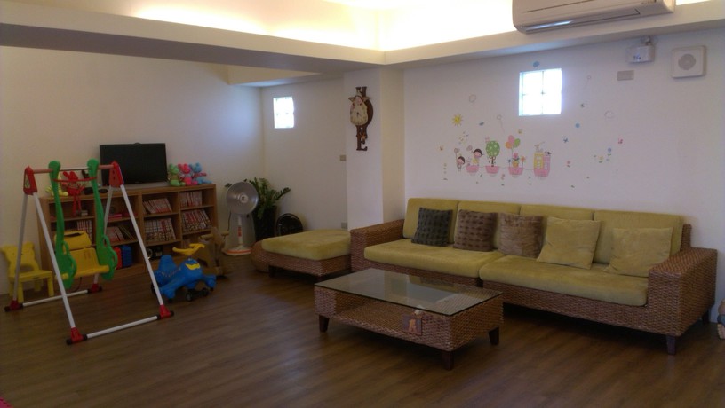 Imagen de los interiores del Hotel Childfun Bandb Tong Wan. Foto 19