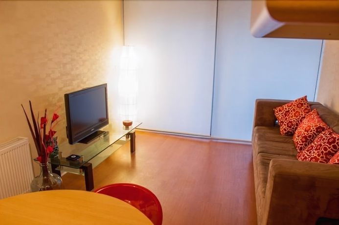 Imagen de la habitación del Hotel Chilean Suites Centro. Foto 2