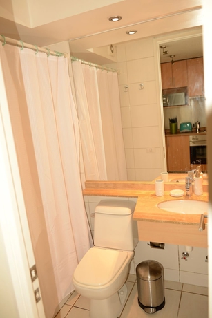 Imagen de la habitación del Hotel Chilean Suites Providencia. Foto 18