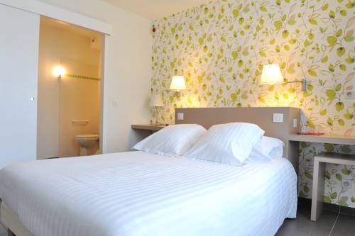 Imagen de la habitación del Hotel Chilhar. Foto 13