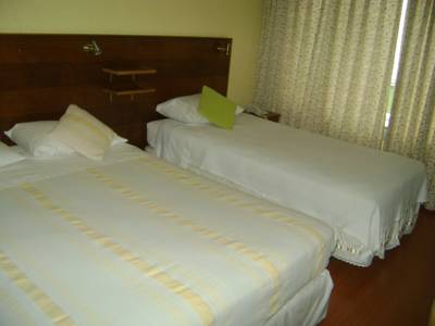 Imagen de la habitación del Hotel Chilhotel. Foto 5