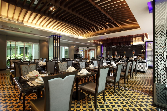 Imagen del bar/restaurante del Hotel Chillax Resort. Foto 4