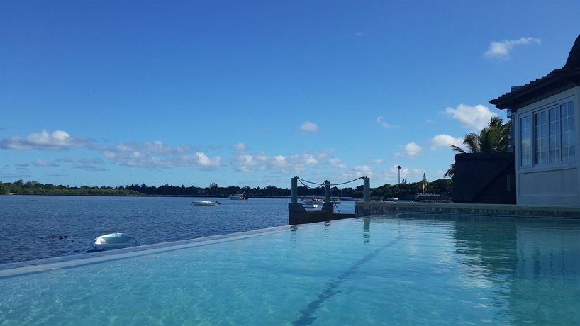 Imagen de la piscina del Hotel Chillpill Bed And Breakfast. Foto 15
