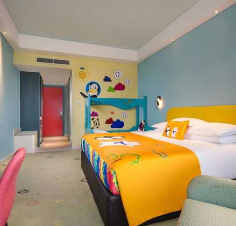 Imagen de la habitación del Hotel Chimelong Penguin. Foto 16