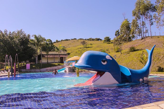 Imagen de la piscina del Hotel Chiminelli Fazenda e Eventos. Foto 18