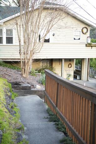 Imagen de la habitación del Hotel Chimney Rock Inn. Foto 13