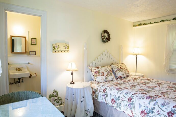 Imagen de la habitación del Hotel Chimney Rock Inn. Foto 14