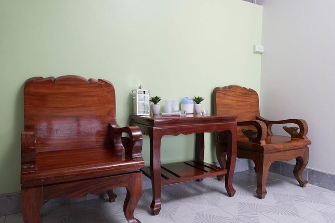 Imagen de la habitación del Hotel Chimphli. Foto 13