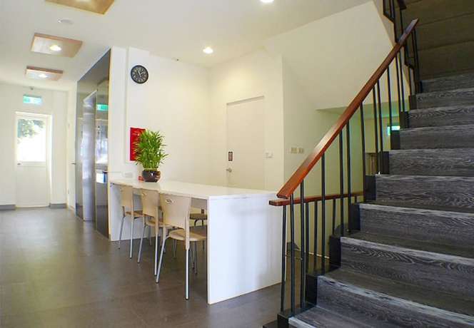 Imagen de los interiores del Hotel Chin Style Inn. Foto 16