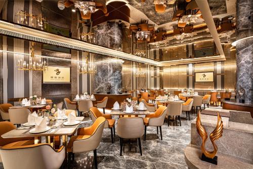 Imagen del bar/restaurante del Hotel China Dragon. Foto 3