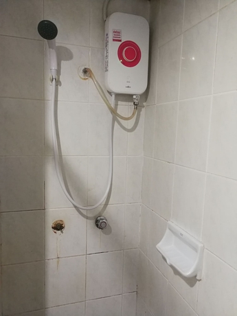 Imagen de la habitación del Hotel China Garden. Foto 12
