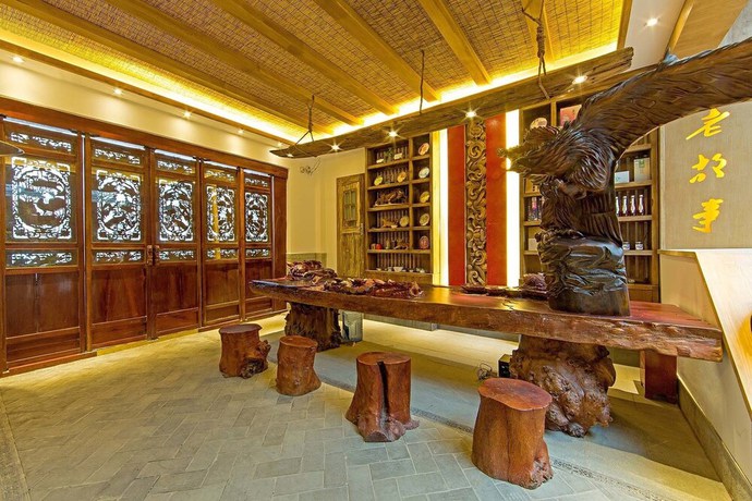 Imagen de los interiores del Hotel China Old Story Inns Dali Ancient Town. Foto 18