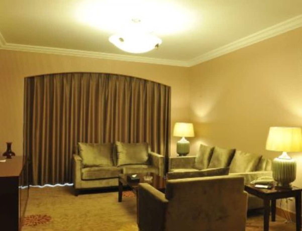 Imagen de la habitación del Hotel China Palace. Foto 10