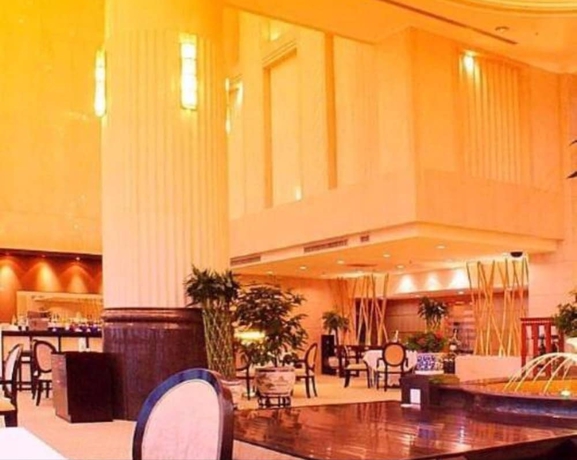 Imagen de los interiores del Hotel China Palace. Foto 17