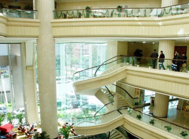Imagen de los interiores del Hotel China Palace. Foto 18