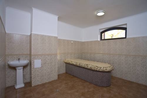 Imagen general del Hotel Chinar. Foto 16