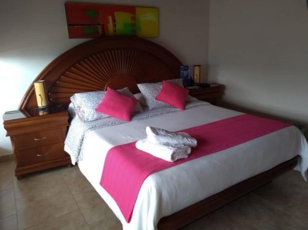 Imagen de la habitación del Hotel Chinauta Real. Foto 14