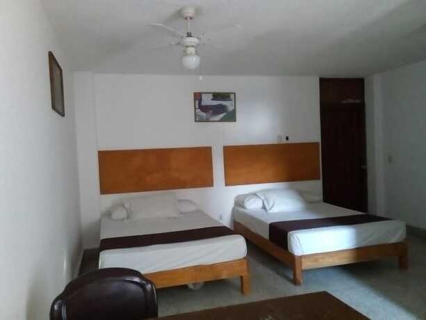 Imagen general del Hotel Chinelos Express. Foto 10