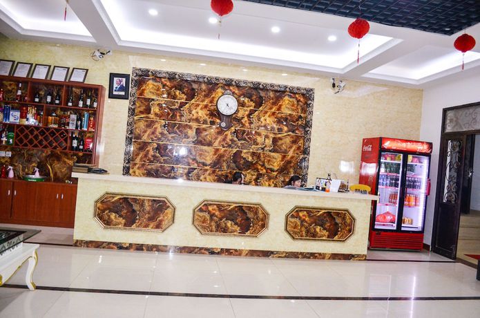 Imagen de los interiores del Hotel Chinese Business. Foto 18