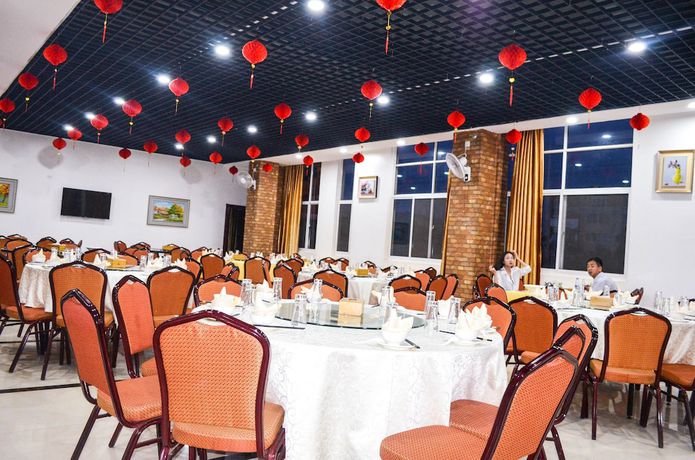 Imagen del bar/restaurante del Hotel Chinese Business. Foto 3