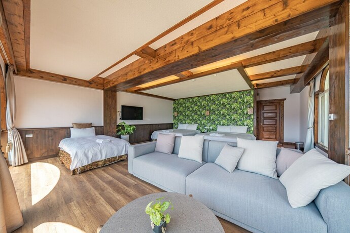 Imagen de la habitación del Hotel Ching Jing Egmont Resort. Foto 19