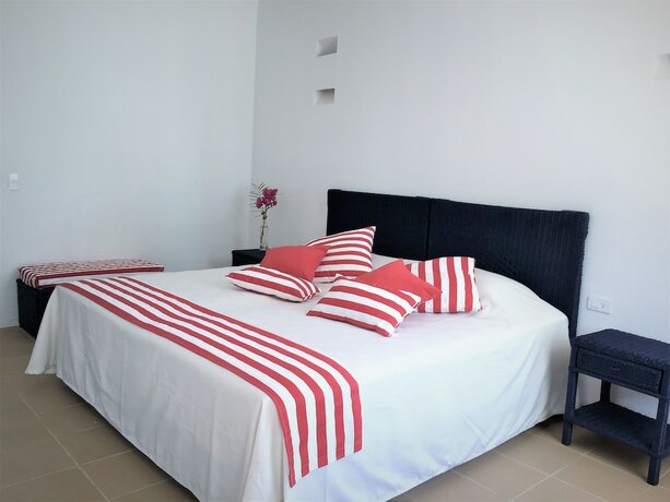 Imagen de la habitación del Hotel Chiniu. Foto 36