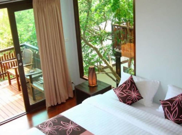 Imagen de la habitación del Hotel Chintakiri Resort. Foto 14